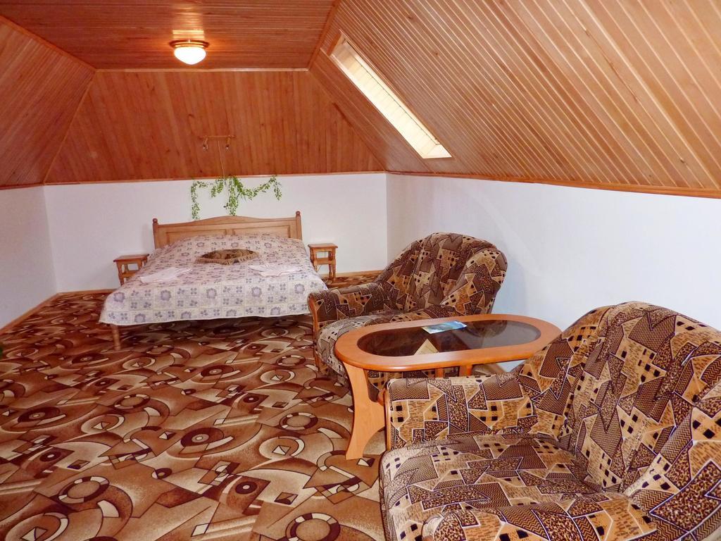 Sadyba Bilya Richky Yaremtche Chambre photo