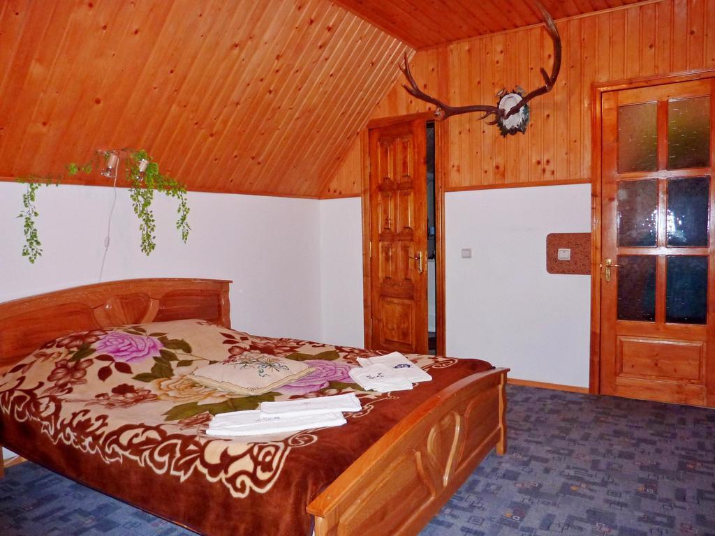 Sadyba Bilya Richky Yaremtche Chambre photo